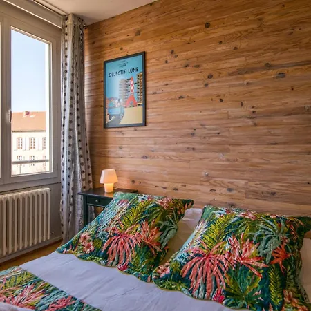 Appartement L'echappee Verte Pour Six Personnes Avec Terrasse, Place De Parking Millau