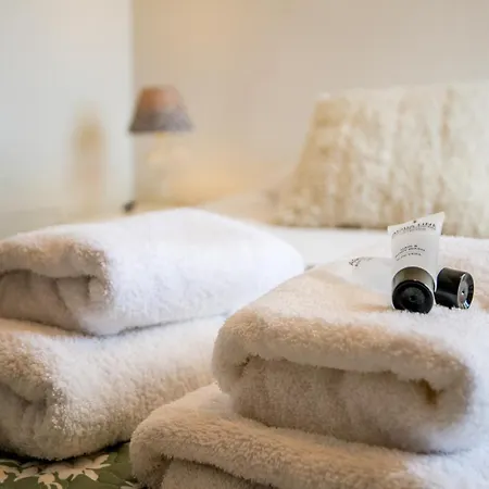 L'echappee Verte Pour Six Personnes Avec Terrasse, Place De Parking *